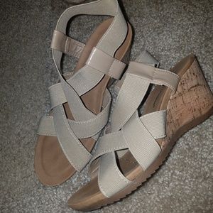 Tan sandal wedges